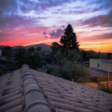 Il Bacio E La Nocciola Bed & Breakfast Labico Luaran gambar